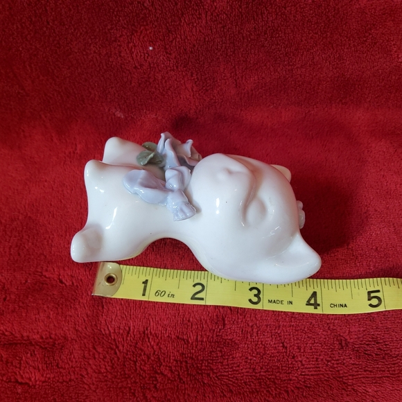 Vintage Porcelain Kitten With Flowers Collectible Kitschy Cat - Picture 7 of 8